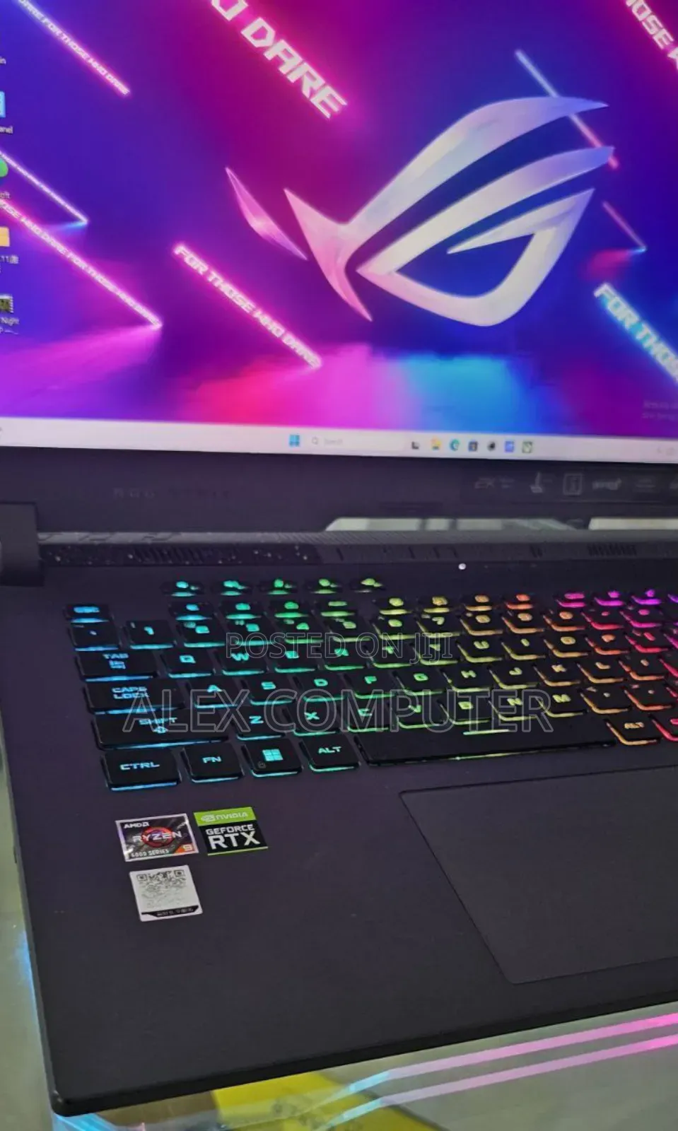 New Laptop Asus ROG Strix G15 16GB AMD Ryzen 9 SSD 512GB