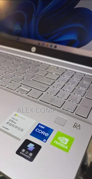 Photo - New Laptop HP Pavilion 15 16GB Intel Core I5 SSD 512GB