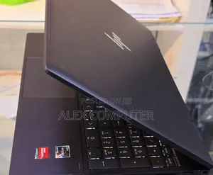 New Laptop HP Envy X360 8GB Intel Core I7 SSD 512GB