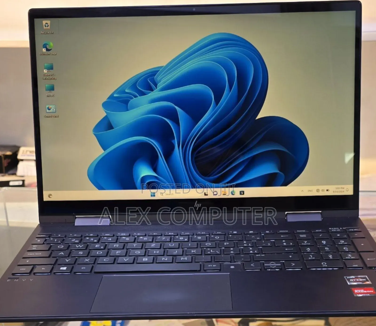 New Laptop HP Envy X360 8GB Intel Core I7 SSD 512GB