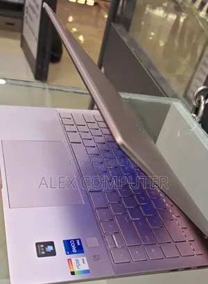 Photo - New Laptop HP Envy 14 16GB Intel Core I7 SSD 512GB