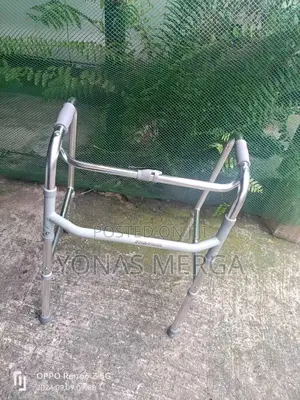 Photo - Walker, Walking Aid, Seat, Suitable for Indoor Use(:Basic)