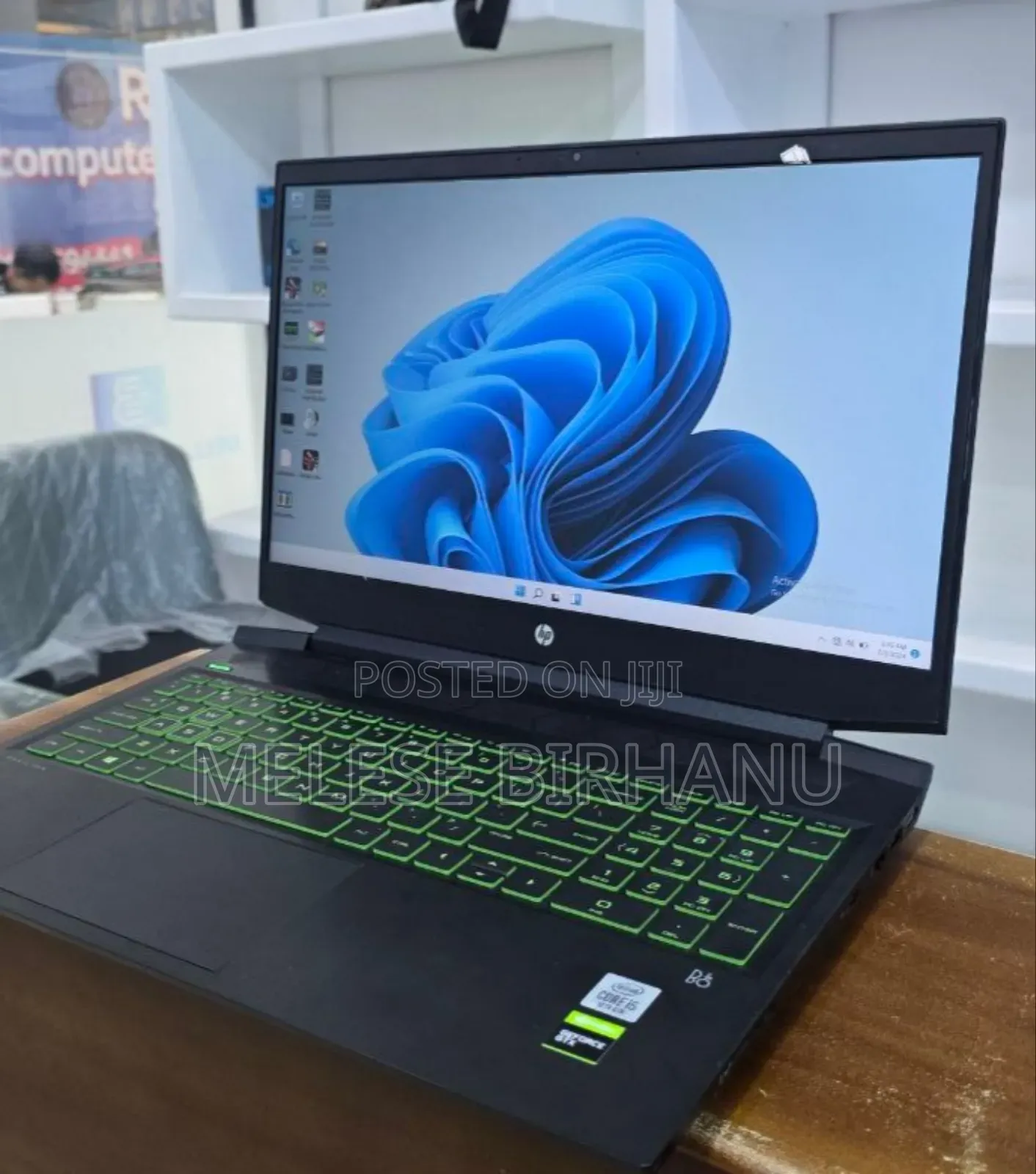 New Laptop HP Pavilion Power 15 8GB Intel Core I5 SSD 512GB