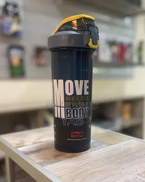 Blender Bottle ( Mixing )