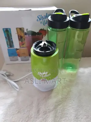 Juicer Shake N Take With One Extra Cup