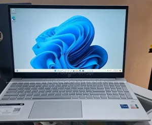 New Laptop HP Pavilion 15 8GB Intel Core I5 SSD 512GB