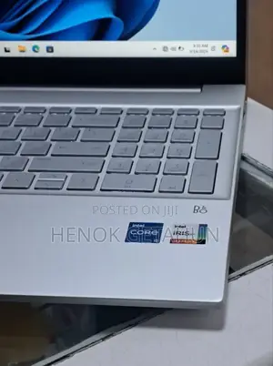 New Laptop HP Pavilion 15 8GB Intel Core I5 SSD 512GB