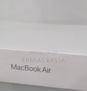 New Laptop Apple MacBook Air 2023 M2 8GB Apple M2 SSD 512GB