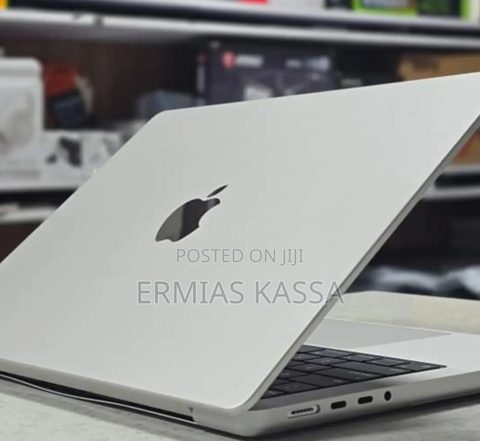 New Laptop Apple MacBook Pro M1 16GB Apple M1 Pro SSD 1T