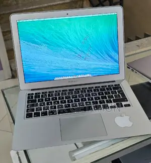 New Laptop Apple MacBook Air 2014 4GB Intel Core I5 SSD 128GB