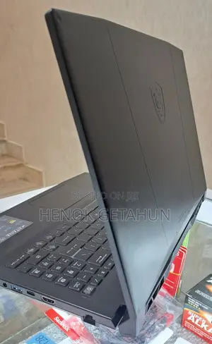 New Laptop MSI Katana 15 16GB Intel Core I7 SSD 1T