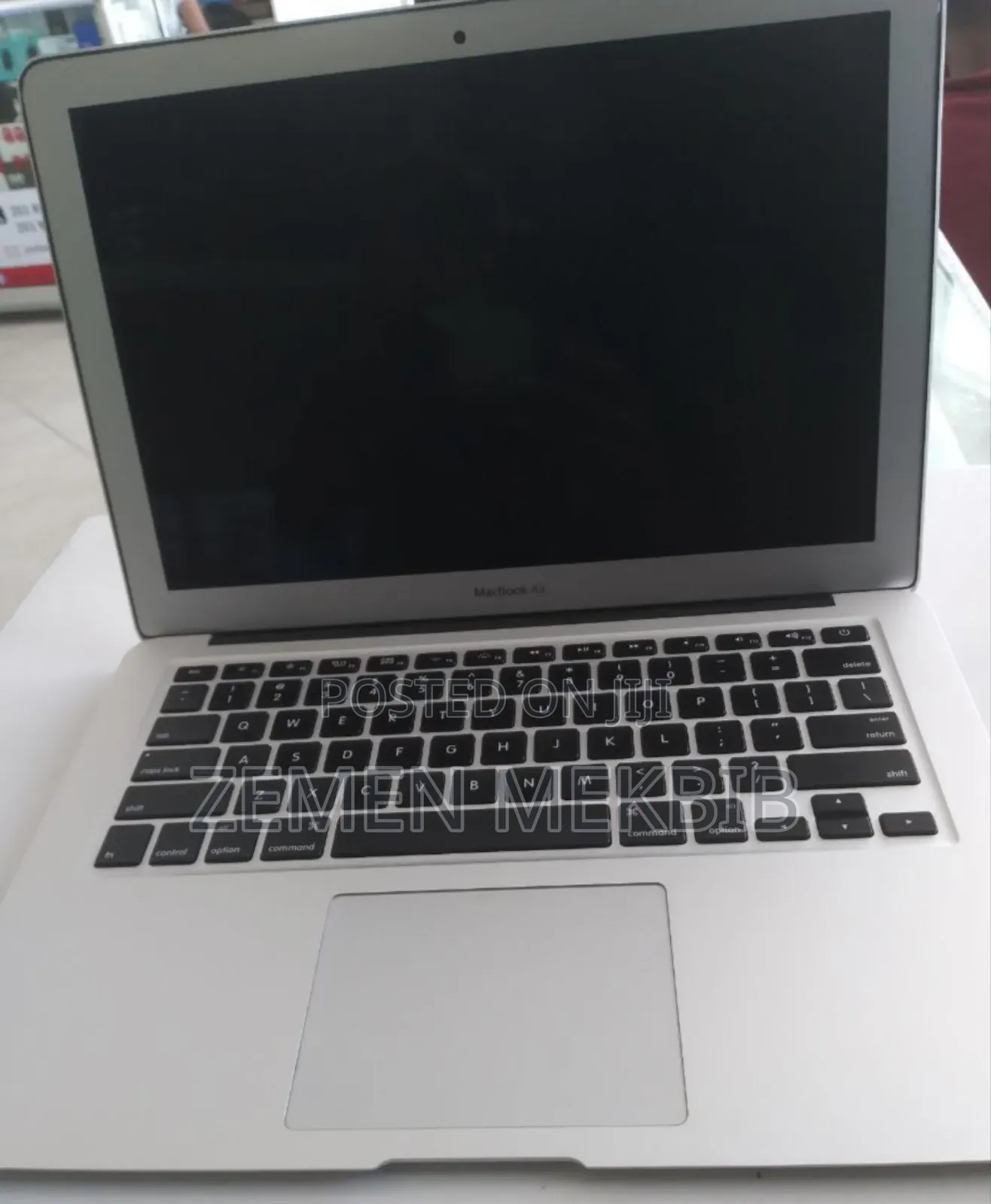 New Laptop Apple MacBook Air 2014 4GB Intel Core I5 SSD 128GB