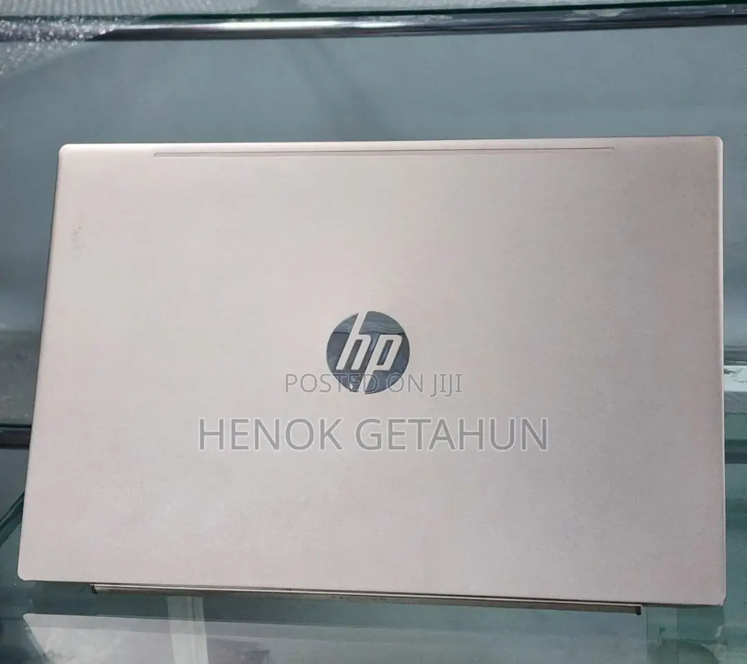 New Laptop HP Pavilion 15 8GB Intel Core I7 SSD 256GB