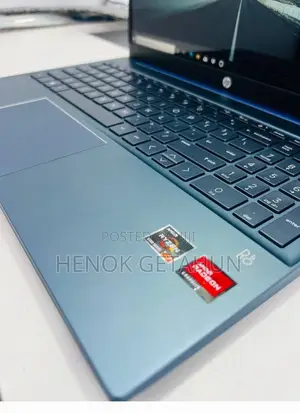 New Laptop HP Pavilion 15 8GB AMD Ryzen 7 SSD 512GB