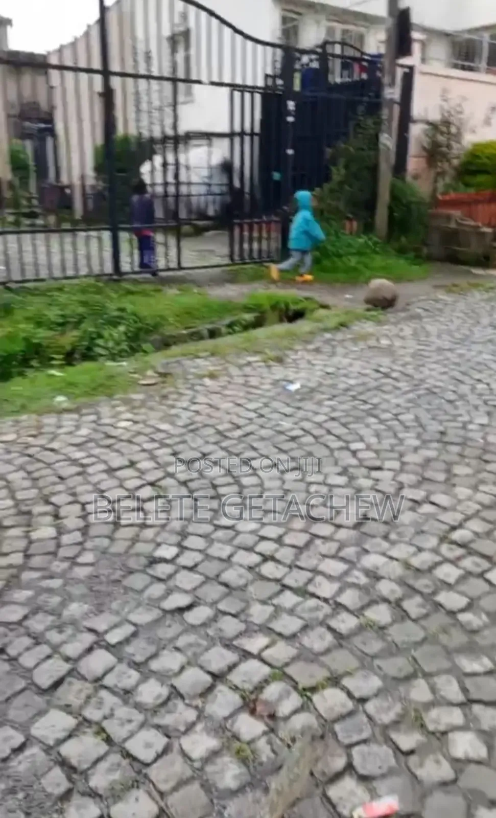 3bdrm House in Ayat Kburdemena,, Bole for sale