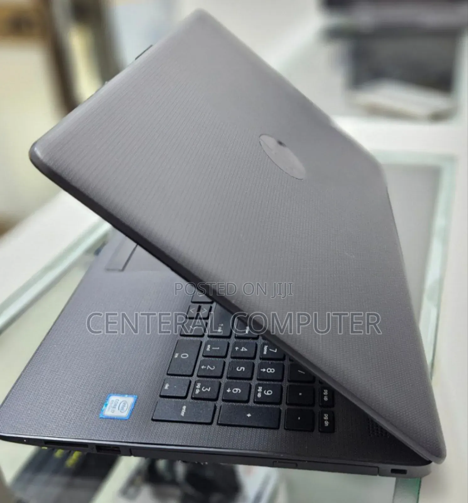 New Laptop HP Stream Notebook 8GB Intel Core I7 HDD 1T