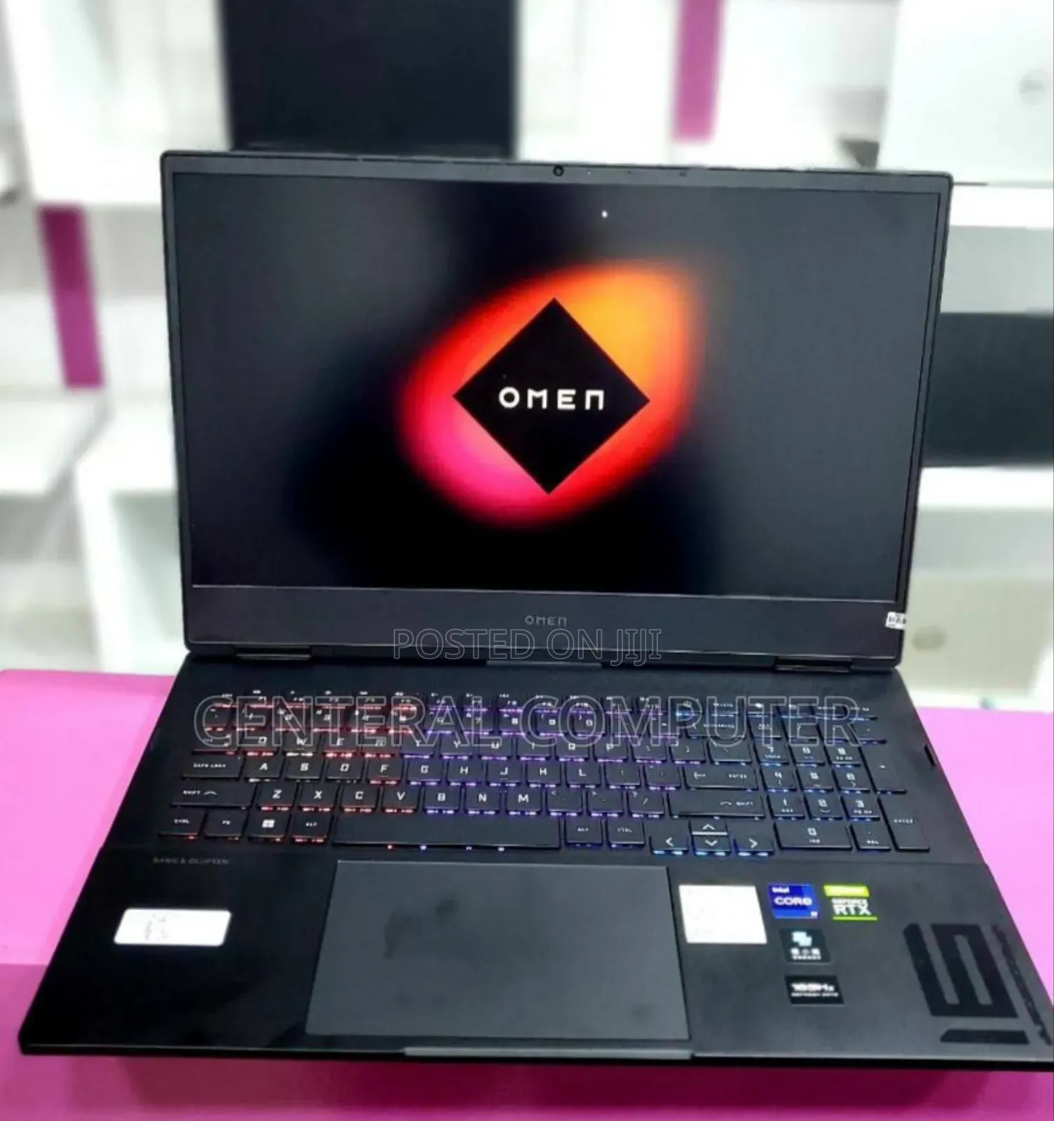 New Laptop HP Omen X 17t 16GB Intel Core I9 SSD 512GB