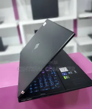 New Laptop HP Omen X 17t 16GB Intel Core I9 SSD 512GB