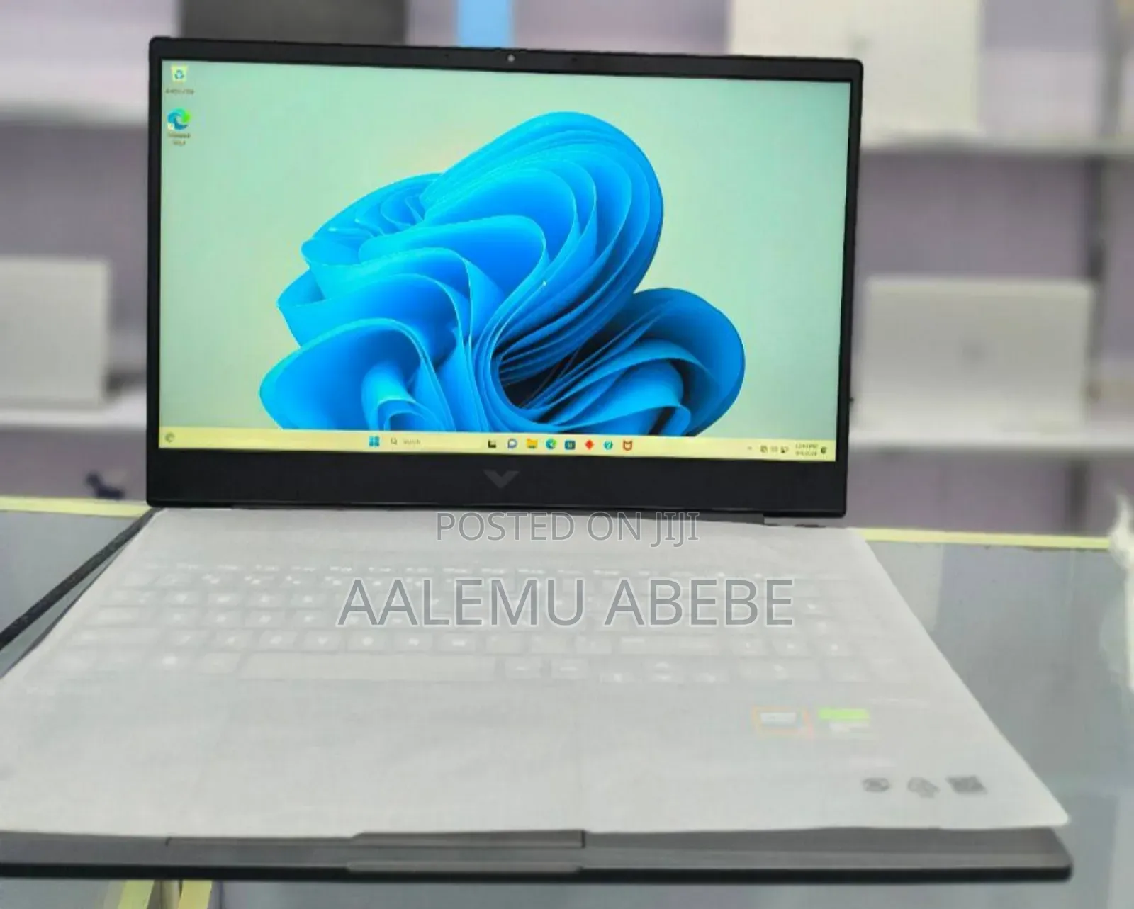 New Laptop HP Victus 16 16GB AMD Ryzen 7 SSD 512GB