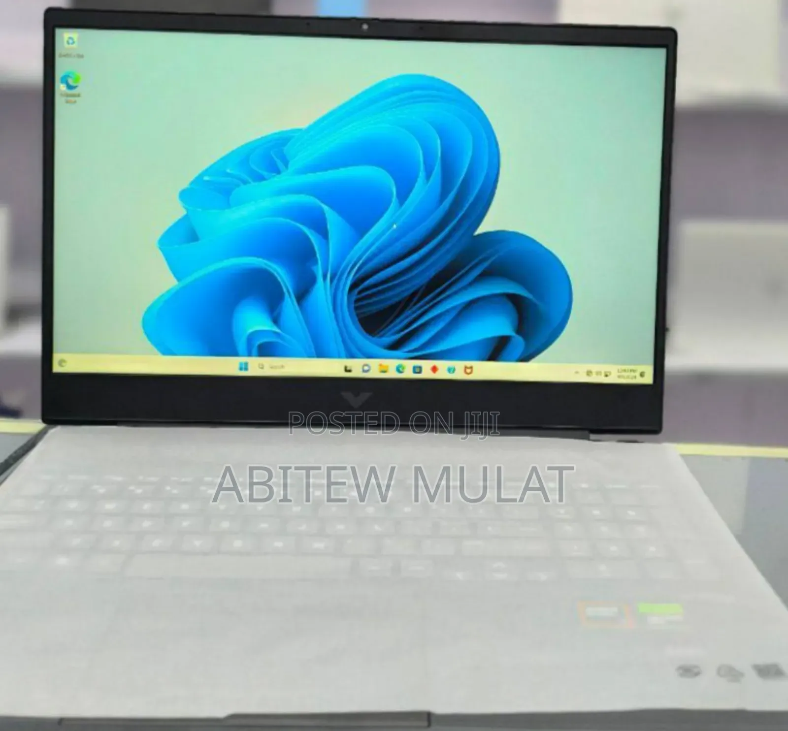 New Laptop HP Victus 16 16GB AMD Ryzen 7 SSD 512GB