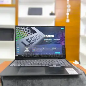 New Laptop Lenovo Legion 5 16GB AMD Ryzen 9 SSD 512GB
