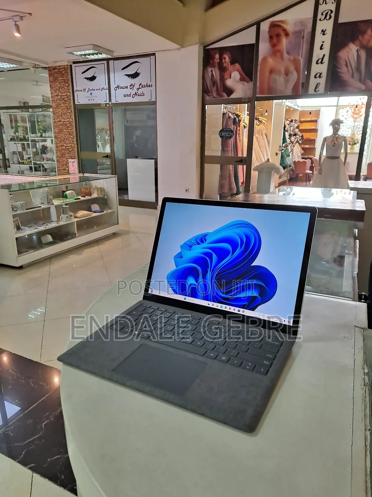 New Laptop Microsoft Surface Laptop 3 16GB Intel Core I7 SSD 256GB