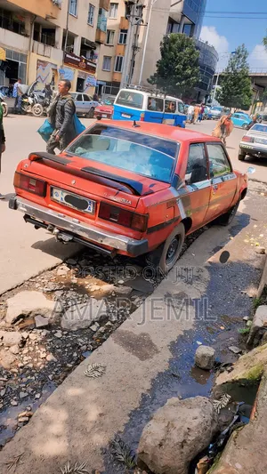 Toyota Corolla Levin 1987 Burgundy