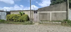 4bdrm House in ሲኤምሲ ሜከኤል, Bole for sale
