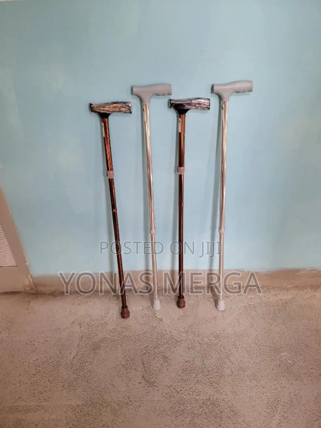 Walking Stick Adjustable/Cost Effective Solution for Patient