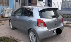 Toyota Yaris 1.0 2006 Gray