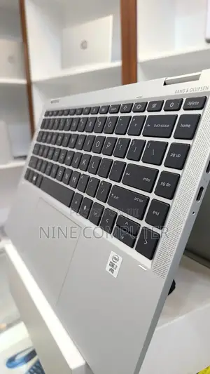 Photo - New Laptop HP EliteBook X360 1040 G7 16GB Intel Core I7 SSD 512GB