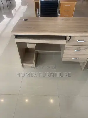 Office Furniture Table የቢሮ ዴስክ