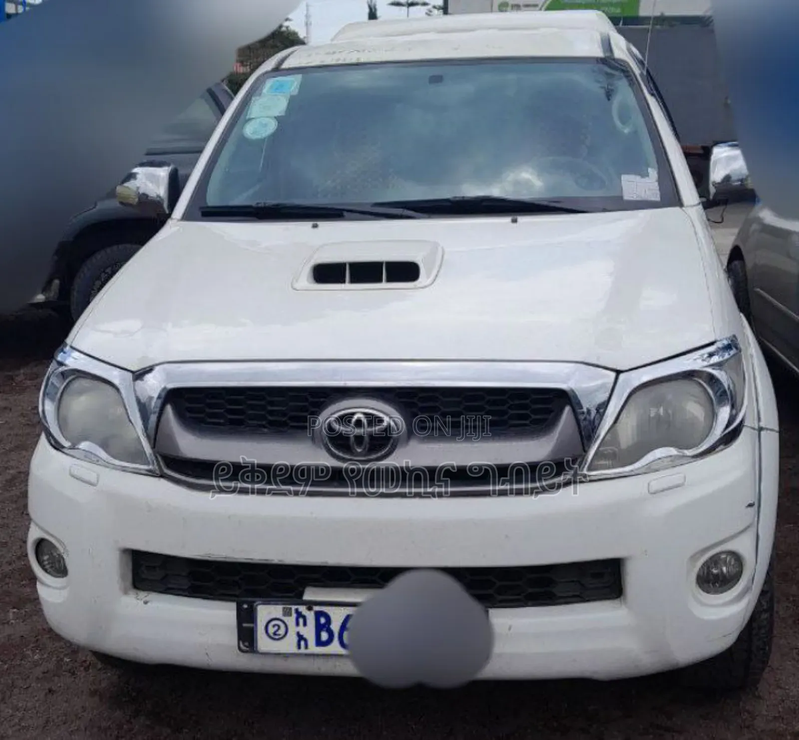 Toyota Hilux 2010 White
