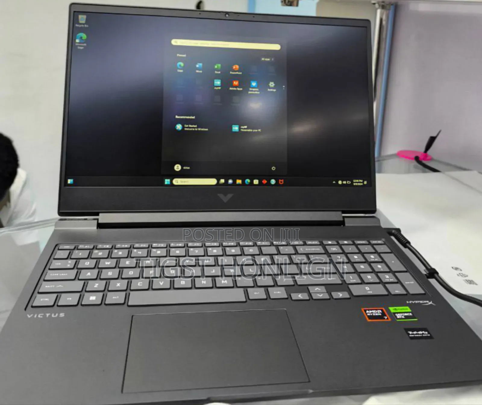 New Laptop HP Victus 15 16GB AMD Ryzen 7 SSD 512GB