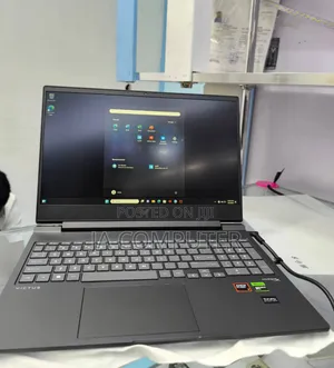 New Laptop HP Victus 15 16GB AMD Ryzen 7 SSD 512GB