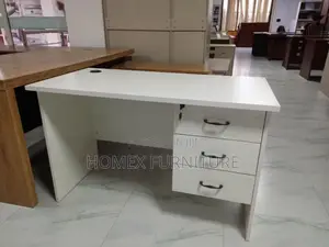 Photo - Office Furniture Table | Desk የ ቢሮ ፈርኒቸር ጠረጴዛ
