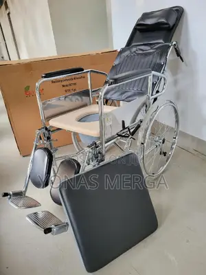 Reclining Commode Wheelchair/Foldable
Net Weight: 17 Kg/