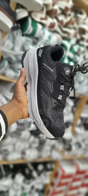 Skechers Water Repllent Premium Quality