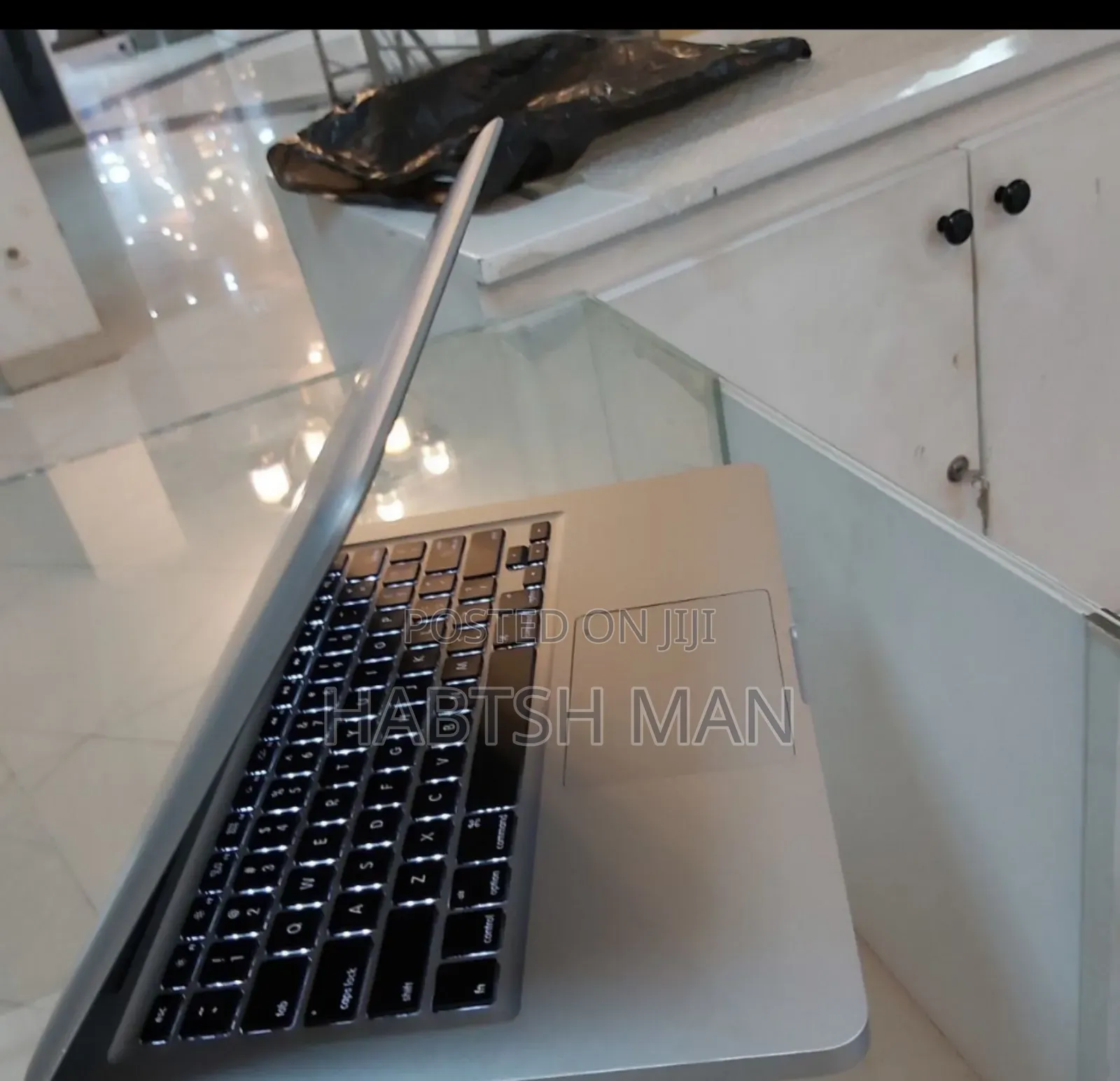 New Laptop Apple MacBook Pro 2012 4GB Intel Core I5 SSD 128GB
