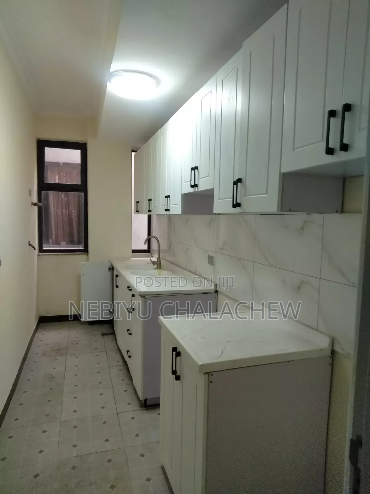 2bdrm Apartment in Hd Center, Kirkos for sale