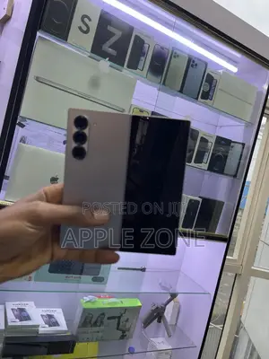 New Samsung Galaxy Z Fold6 512 GB Bronze