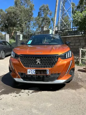 Peugeot 2008 1.2 PureTech (130 Hp) 2021 Orange