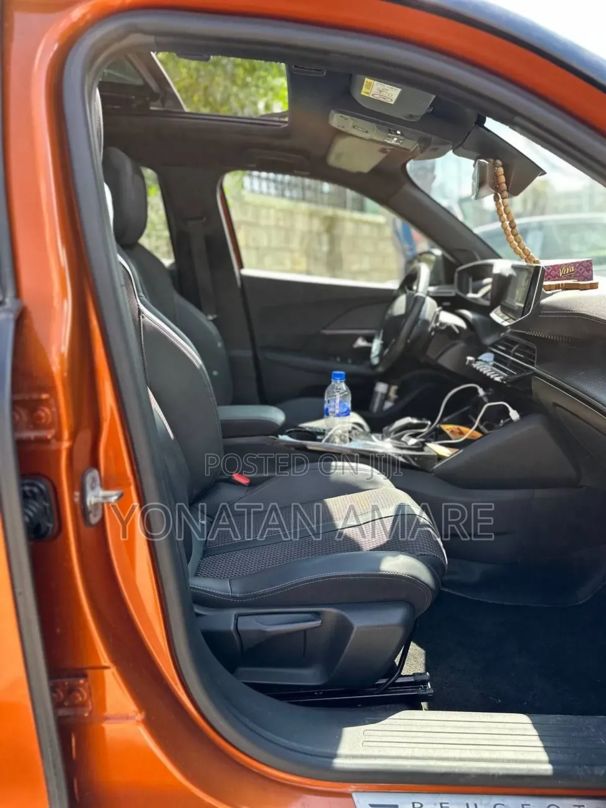 Peugeot 2008 1.2 PureTech (130 Hp) 2021 Orange