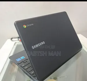 Photo - New Laptop Samsung Chromebook 3 11 4GB Intel Celeron SSD 16 GB