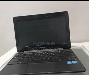 New Laptop Samsung Chromebook 3 11 4GB Intel Celeron SSD 16 GB