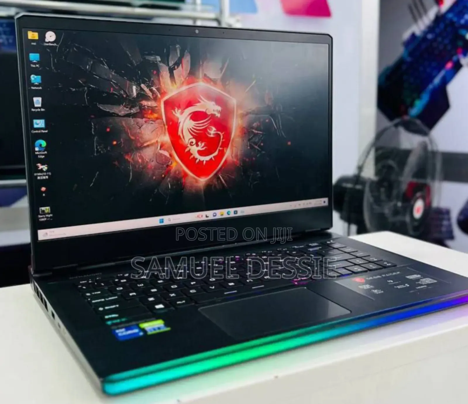 New Laptop MSI Raider GE76 12UGS 16GB Intel Core I7 SSD 1T