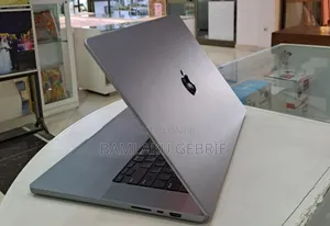 New Laptop Apple MacBook Pro 2023 M2 32GB Apple M2 SSD 512GB