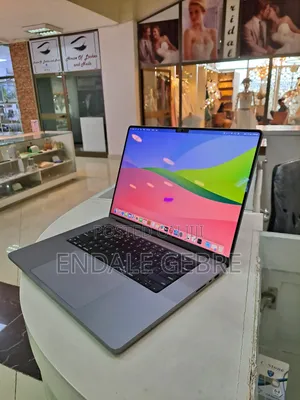 New Apple MacBook Pro 2023 M2 Pro 16-Inch 32GB Apple M2 SSD 512GB