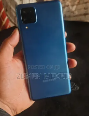 New Samsung Galaxy A12 64 GB Blue