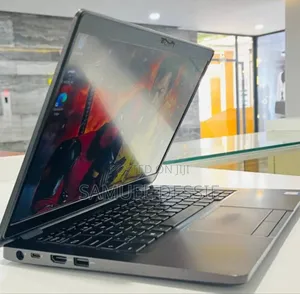 Photo - New Laptop Dell Latitude 5300 8GB Intel Core I5 SSD 256GB